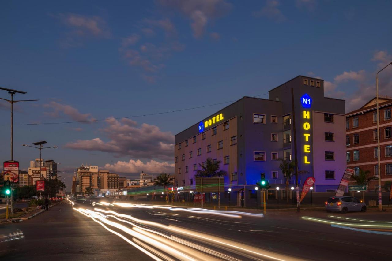 N1 Hotel Rotten Row Harare Ngoại thất bức ảnh