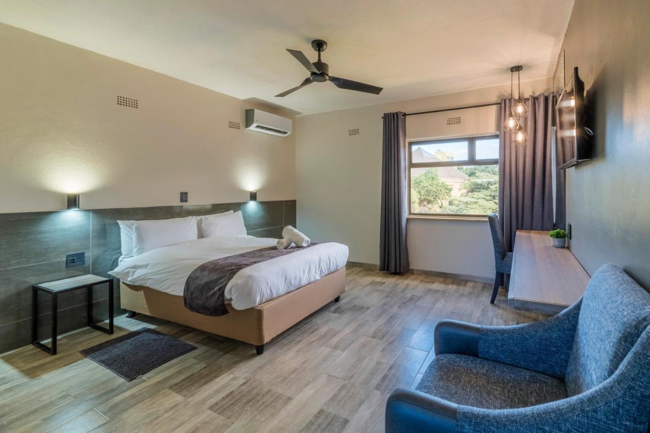 N1 Hotel Rotten Row Harare Ngoại thất bức ảnh
